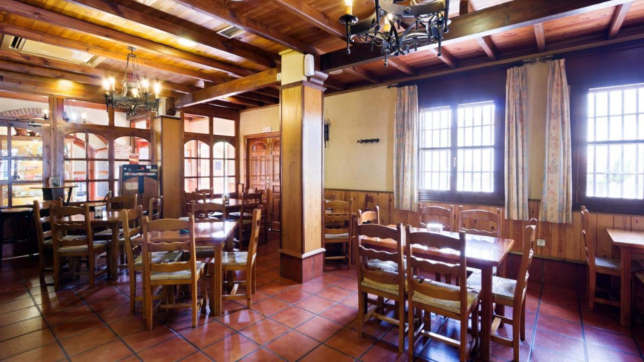 LABELLA Hostal Restaurante La Calahorra Exterior foto